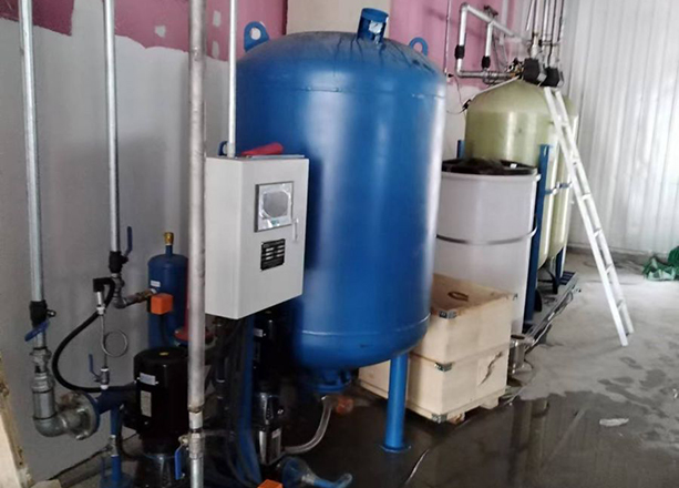 感謝技術(shù)從泰州曼德項(xiàng)目工地現(xiàn)場(chǎng)發(fā)來部分設(shè)備的安裝圖片！