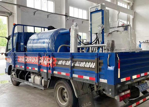 江蘇蘇州發(fā)貨定壓補(bǔ)水機(jī)組和全自動(dòng)加藥裝置各一套